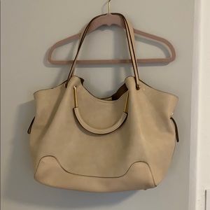 Like New Hand bags✨💕